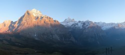 Archived image Webcam Grindelwald First midway station 17:00