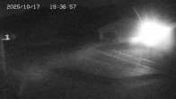 Archived image Webcam Gala Yuzawa Ski Resort - Central Area 18:00