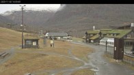 Archived image Webcam Myrkdalen Hotel at base station chair lift Myrkdalsekspressen 13:00