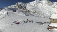 Archived image Webcam Saas Fee - Längfluh chair lift 09:00