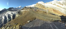 Archived image Webcam Saas Fee - Längfluh Glacier 07:00