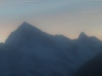 Archiv Foto Webcam 4 Vallées: Blick Richtung Dent Blanche und Matterhorn 05:00