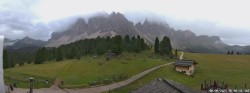 Archiv Foto Webcam Geisleralm: Blick auf die Geislerspitzen 06:00