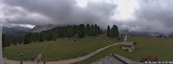 Archived image Webcam Geislerspitzen - View from Geisleralm 09:00