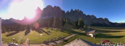 Archived image Webcam Geislerspitzen - View from Geisleralm 07:00