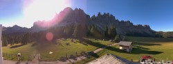 Archived image Webcam Geislerspitzen - View from Geisleralm 08:00