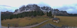 Archived image Webcam Geislerspitzen - View from Geisleralm 07:00