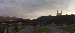 Archived image Webcam Ehrwald - Base Station Zugspitzbahn 05:00