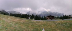 Archiv Foto Webcam Arêches Beaufort - Le Cuvy 13:00