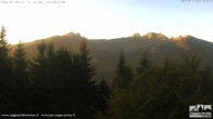 Archived image Webcam Cerreto Laghi Ski Resort - Passo del Cerreto - Monte La Nuda 05:00