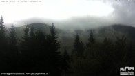 Archived image Webcam Cerreto Laghi Ski Resort - Passo del Cerreto - Monte La Nuda 08:00