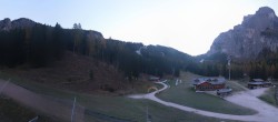 Archived image Webcam Alleghe: Piani di Pezze (Civetta) 05:00