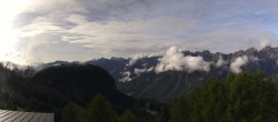 Archiv Foto Webcam Forni di Sopra - Malga Varmost: Livecam 08:00