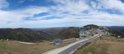 Archiv Foto Webcam Hotham Alpine Resort: Panoramakamera 13:00
