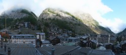 Archiv Foto Webcam Zermatt: Panoramablick auf das Dorf 08:00
