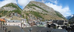Archiv Foto Webcam Zermatt: Panoramablick auf das Dorf 09:00