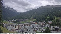 Archived image Webcam Santa Caterina Valfurva - Base Area Paradiso 13:00
