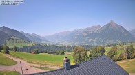 Archived image Webcam Aeschi - Ski hut Aeschiallmend 04:00