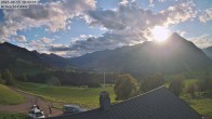 Archived image Webcam Aeschi - Ski hut Aeschiallmend 17:00