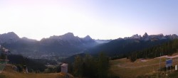 Archived image Webcam Cortina d&#39;Ampezzo - Top Station Duca d&#39;Aosta 05:00