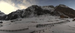 Archived image Webcam Oberiss Alm in the Stubai Oberberg valley 15:00