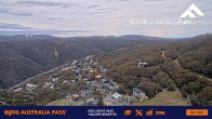 Archiv Foto Webcam Falls Creek: Blick auf das Village 08:00