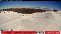 Archiv Foto Webcam Thredbo: Basin Schlepplift und Abfahrt 13:00