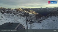 Archiv Foto Webcam Sölden - Schwarze Schneid Mittelstation 06:00