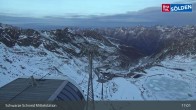 Archiv Foto Webcam Sölden - Schwarze Schneid Mittelstation 16:00