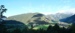 Archiv Foto Webcam Blick auf Nassereith 07:00