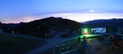 Archived image Webcam Wildkogel-Arena: Top station Wildkogel gondola 05:00