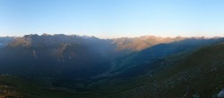 Archived image Webcam Mayrhofen - Top station 150er Tux 05:00