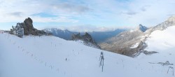Archiv Foto Webcam Hintertuxer Gletscher - Bergstation Gefrorene Wand 06:00