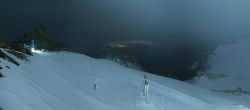 Archived image Webcam Hintertux Glacier - Top station Gefrorene Wand 23:00