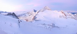 Archiv Foto Webcam Hintertuxer Gletscher - Bergstation Gefrorene Wand 05:00