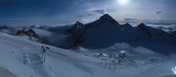 Archiv Foto Webcam Hintertuxer Gletscher - Bergstation Gefrorene Wand 23:00