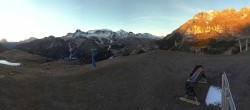 Archived image Webcam Arabba - Mountain Restaurant Rifugio Burg 06:00