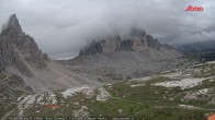 Archived image Webcam Dolomites: Mountain Hut Antonio Locatelli 05:00