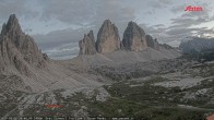 Archiv Foto Webcam Dreizinnenhütte Südtirol: Blick auf die 3 Zinnen 19:00