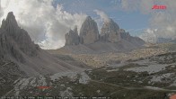 Archived image Webcam Dolomites: Mountain Hut Antonio Locatelli 09:00