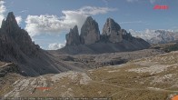 Archived image Webcam Dolomites: Mountain Hut Antonio Locatelli 10:00