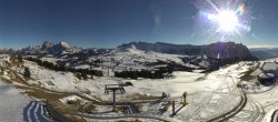 Archived image Webcam Panorama of the Alpe di Siusi from the Puflatsch mountain station 13:00