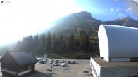Archived image Webcam Glacier 3000: Col du Pillon Base station 07:00