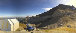 Archiv Foto Webcam Glacier 3000: Bergstation Cabane 11:00