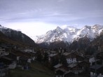 Archiv Foto Webcam Grächen: Ausblick vom Chalet Soldanella 07:00