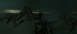 Archived image Webcam Sölden: Top Station Tiefenbach Glacier 23:00
