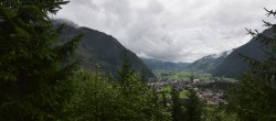 Archiv Foto Webcam Mayrhofen: Blick vom Gasthof Wiesenhof auf den Ort 17:00