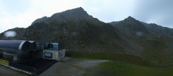 Archived image Webcam Kühtai Ski Resort - Kaiserbahn Lift 06:00
