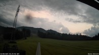 Archived image Webcam View from the Buron base station 05:00