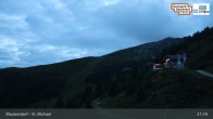 Archiv Foto Webcam Grosseckbahn Bergstation (1950m) 20:00